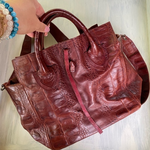 Large Let and Her Contemporary genuine leather bag with wide crossbody s… - Picture 9 of 16